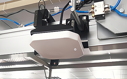 RFID超高頻抗金屬PCB標簽UT8957應用于智能制造工業(yè)產(chǎn)線管理